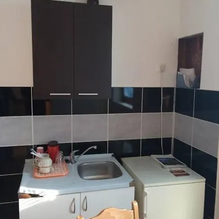 Avram Apartment *